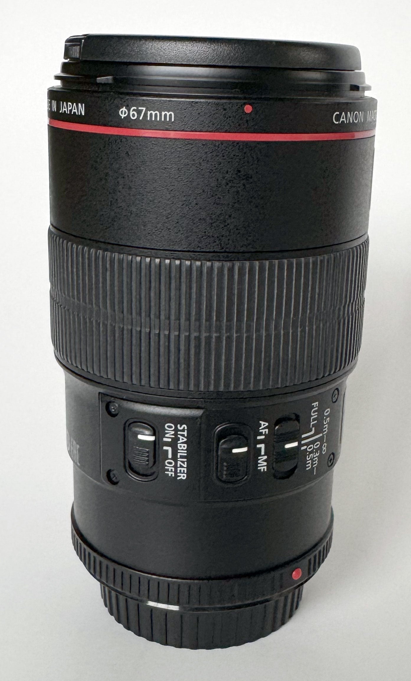 Canon EF 100mm f/2.8L Macro IS USM