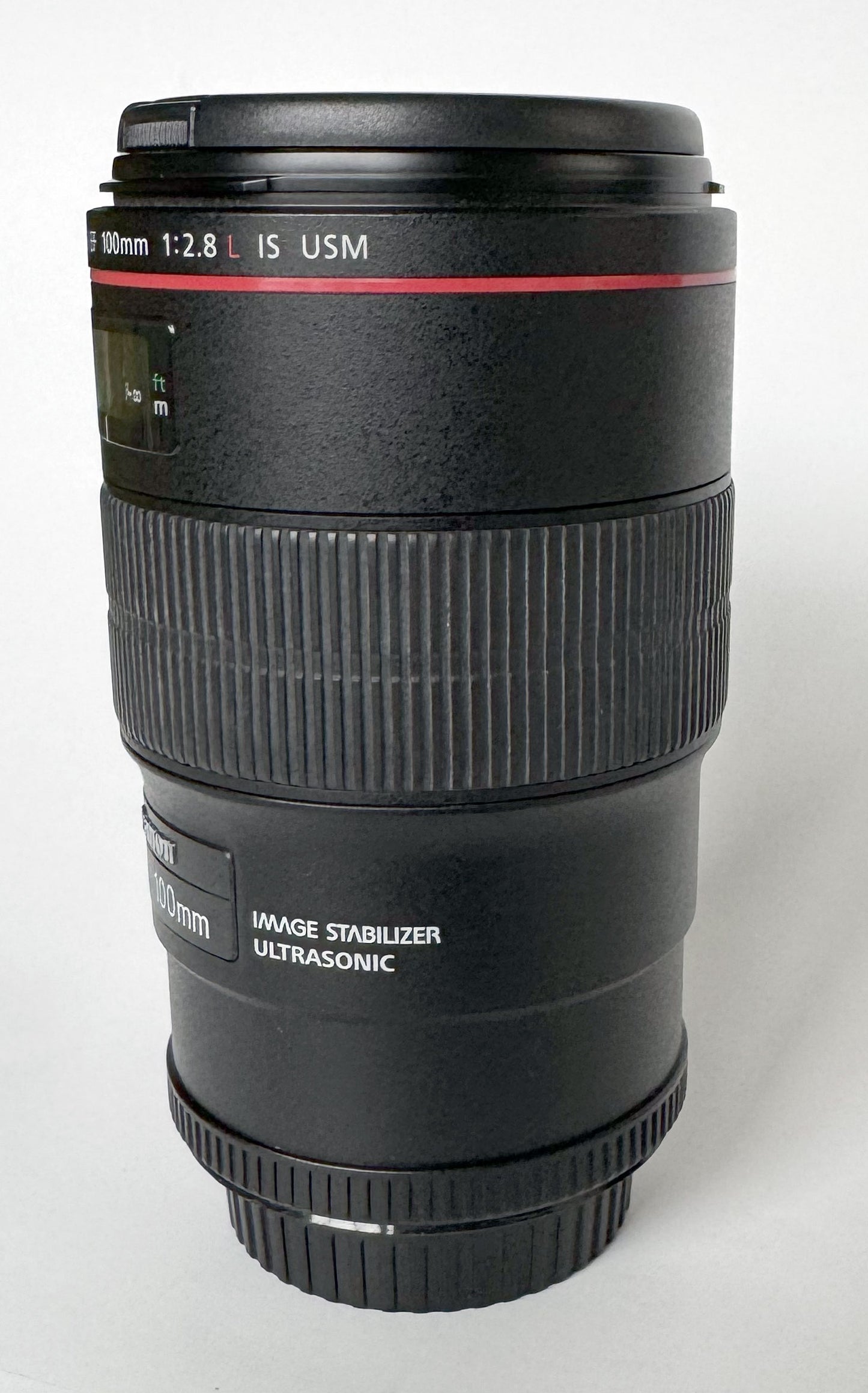 Canon EF 100mm f/2.8L Macro IS USM